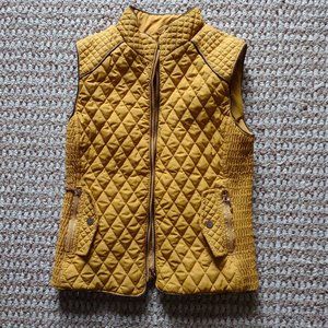 Size small Women's Lee HanTon mustard quilted vest